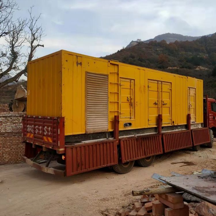 金湾200kW 发电机组在带电阻性负载时，输出功率会受到哪些因素的影响？
