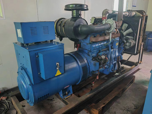 金湾100kW柴油发电机组使用多级机油有哪些优缺点？